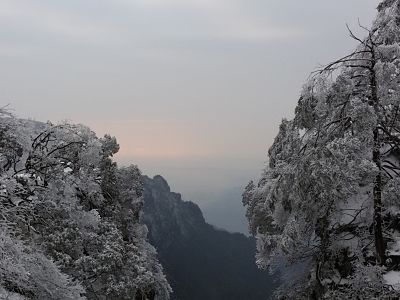 Cina: Monte Emei, veduta presso Leidongping