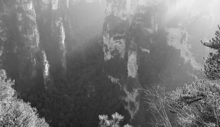Zhangjiajie (Cina); il Parco Forestale Nazionale di Wulingyuan