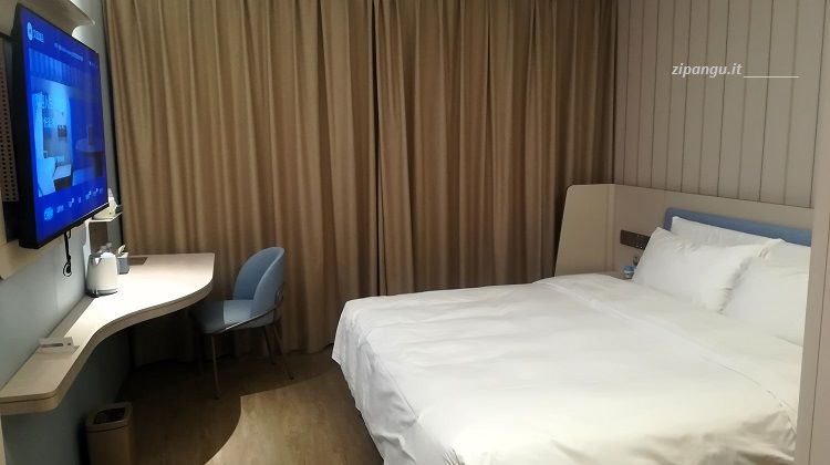 Cina: la stanza doppia in un albergo economico di una nota catena
