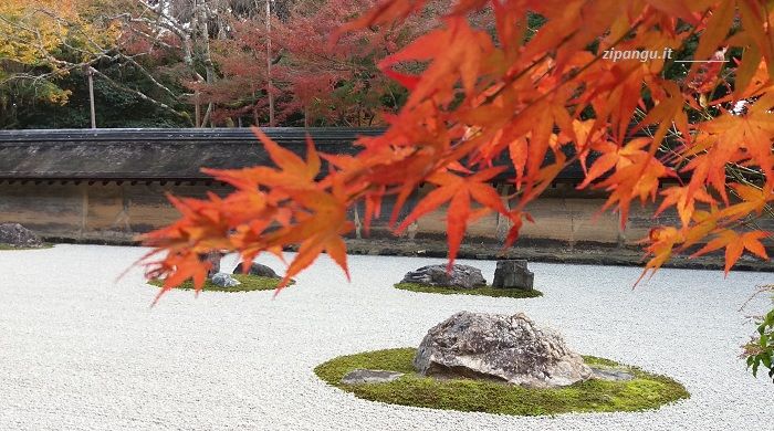 Giappone: Kyoto, Ryoan-Ji Tempio Ryoan-Ji (Kyoto): giardino karesansui nei colori dell'autunno