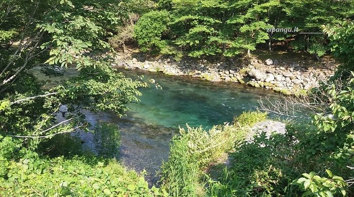 Cosa fare a Nikko in un giorno: passeggiata lungo il fiume