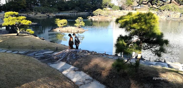 Cosa vedere a Minato (Tokyo): Giardini Kyu-Shiba-Rikyu (旧芝離宮恩賜庭園)