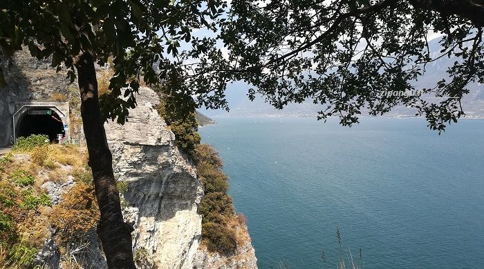 Dove dormire vicino a Brescia: Lago di Garda, sponda occidentale